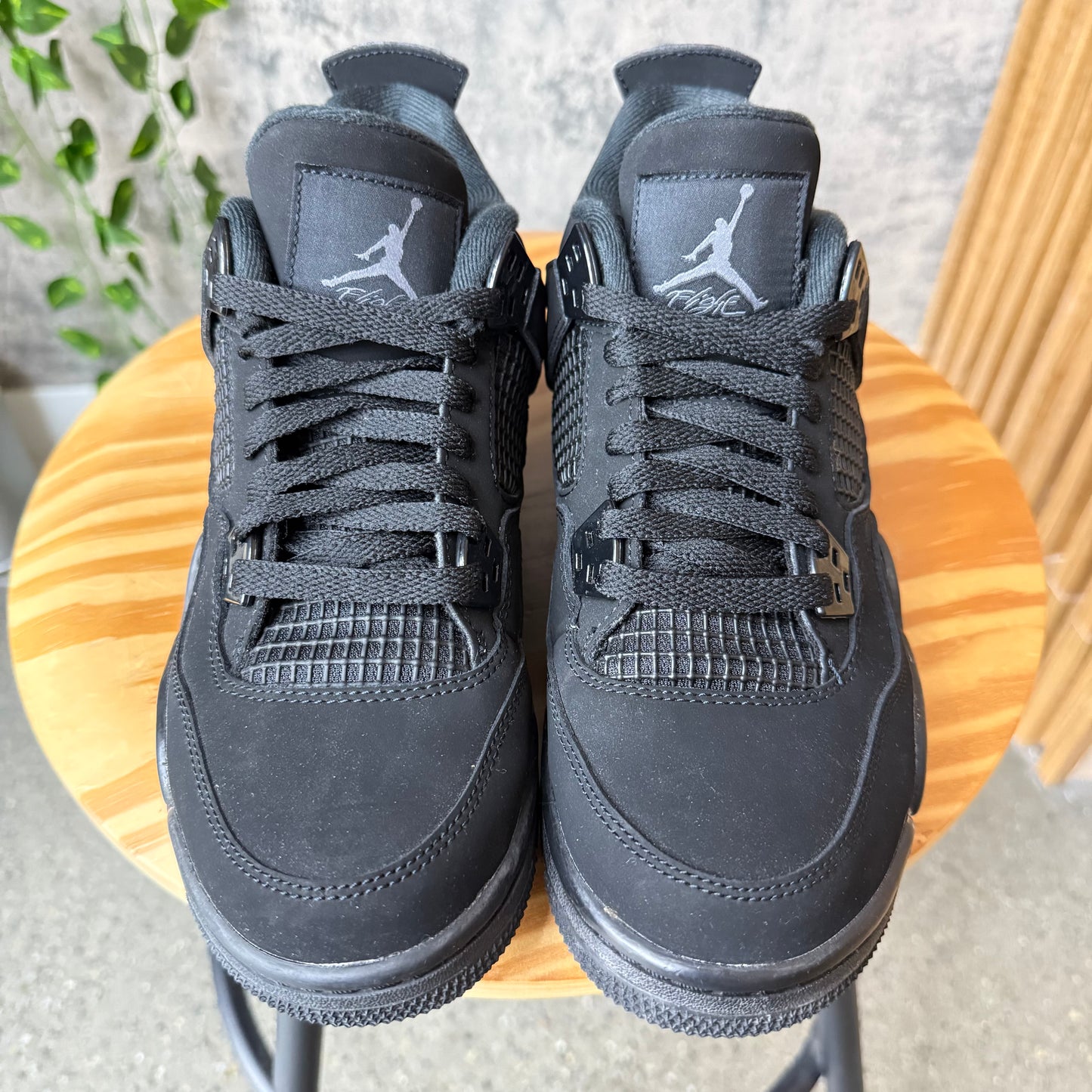 (PRE-OWNED) Jordan 4 Black Cat (2020) SZ 6Y