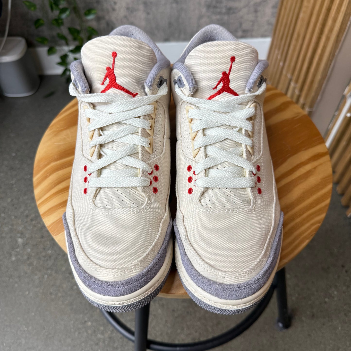 PRE-OWNED Jordan 3 Muslin SZ 7