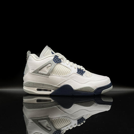 Jordan 4 Midnight Navy SZ 9.5 (DS)