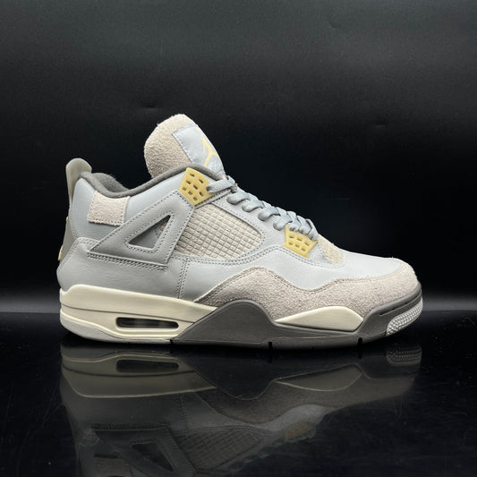 PRE-OWNED Jordan 4 Craft SE Photon Dust SZ 11.5