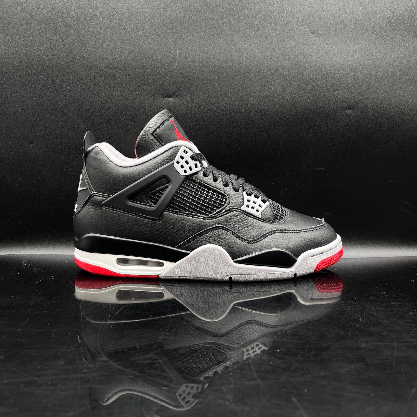 PRE-OWNED Jordan 4 Reimagined Bred SZ 10