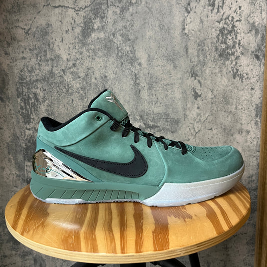 Kobe Girl Dad 4 SZ 11 (DS)