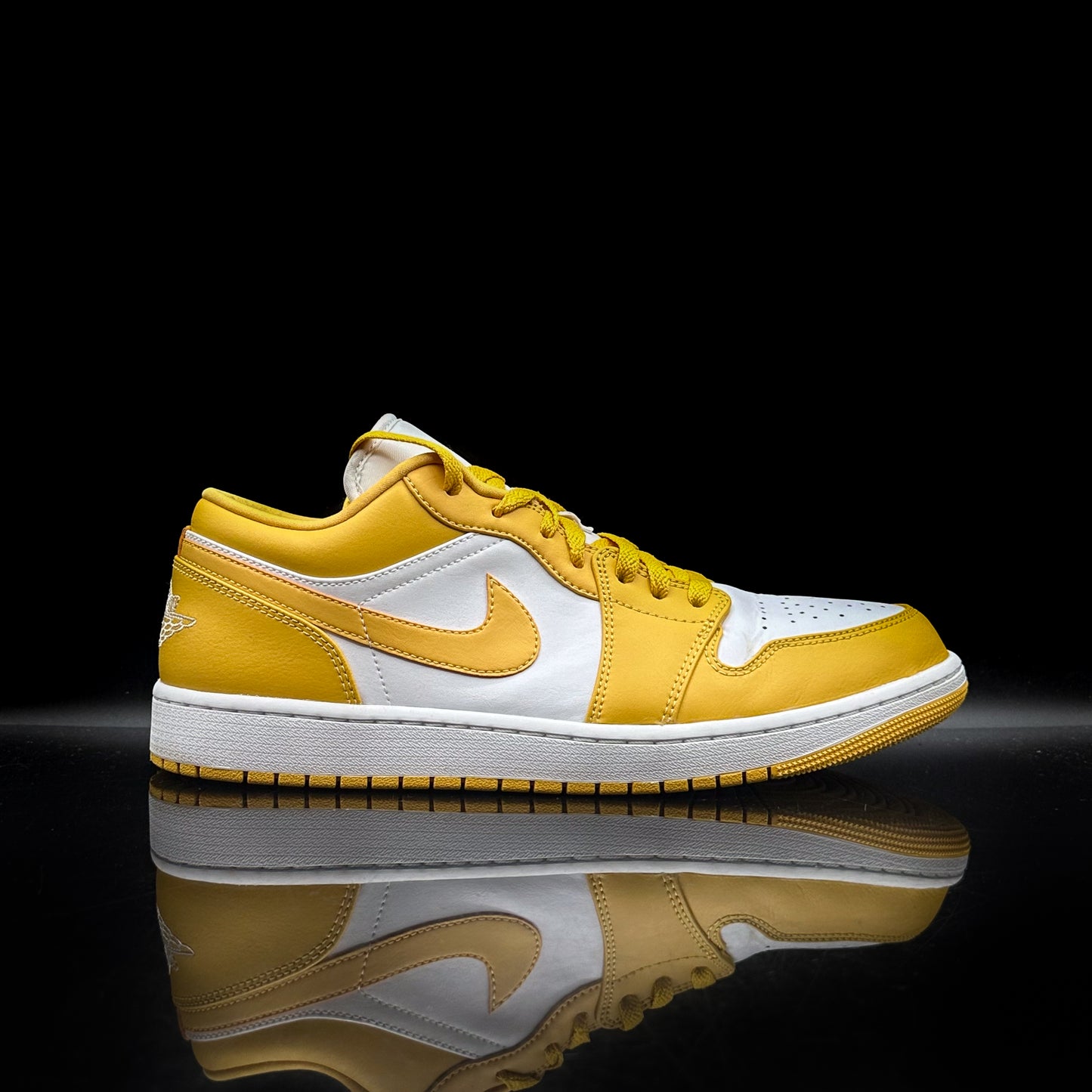 PRE-OWNED Jordan 1 Low Pollen SZ 12