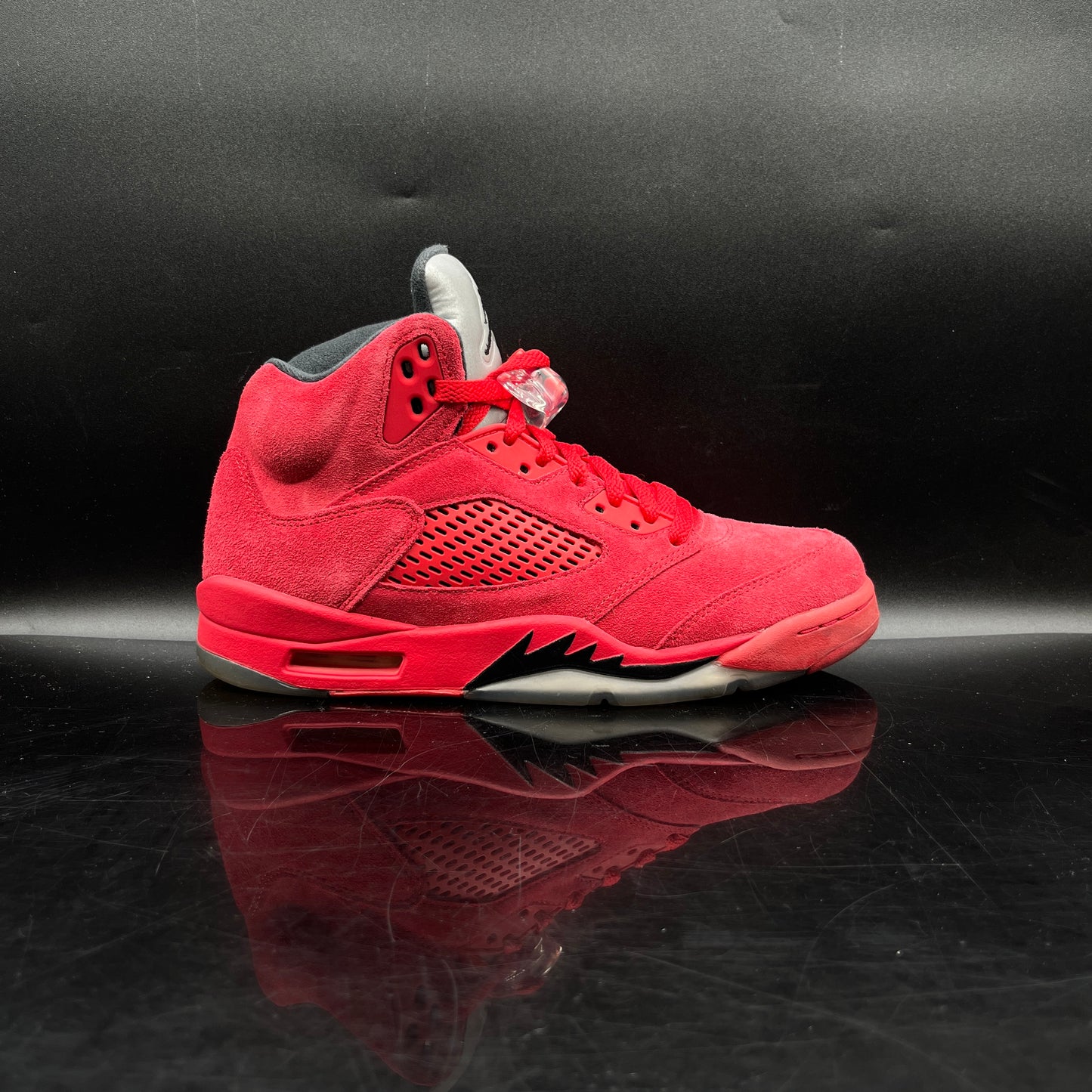 PRE-OWNED Jordan 5 Red Suede SZ 8