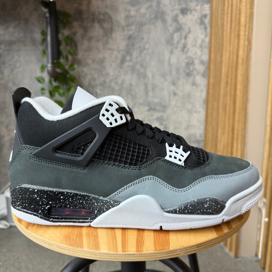Jordan 4 Fear SZ 11 (DS)