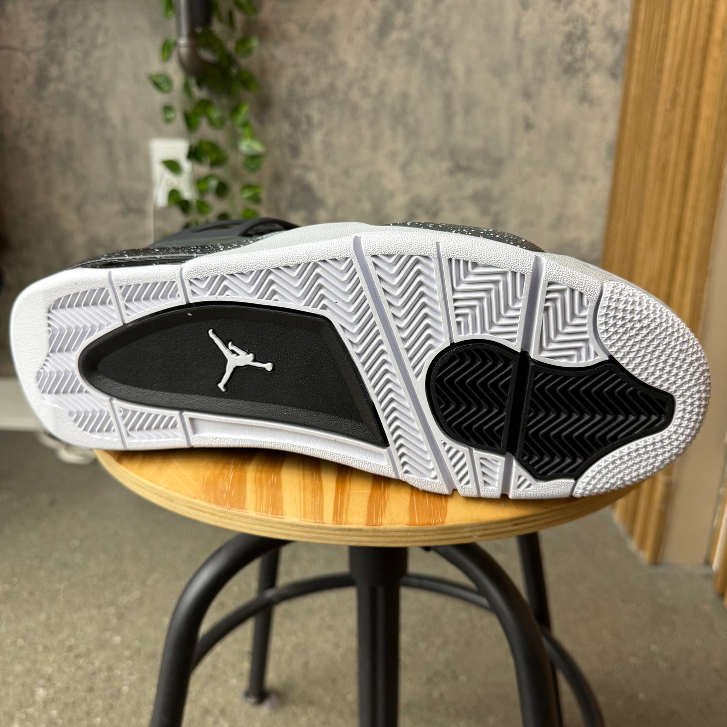 Jordan 4 Fear SZ 11 (DS)