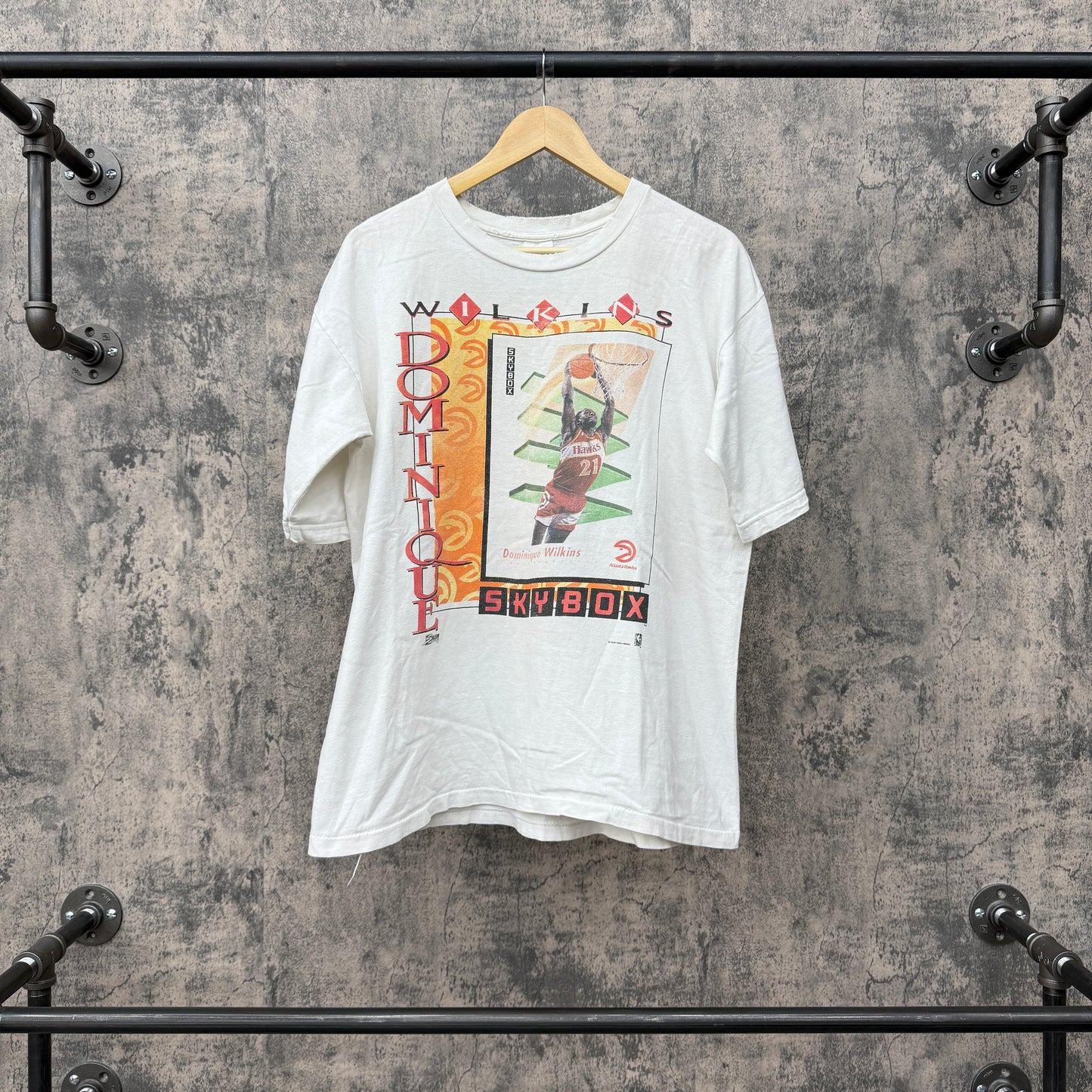 1991 Dominique Wilkins Skybox Tee SZ Large