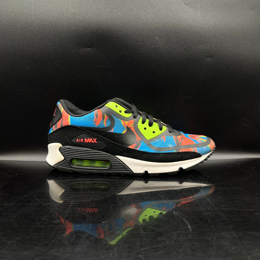 PRE-OWNED Air Max 90 Tape Color Camo SZ 9