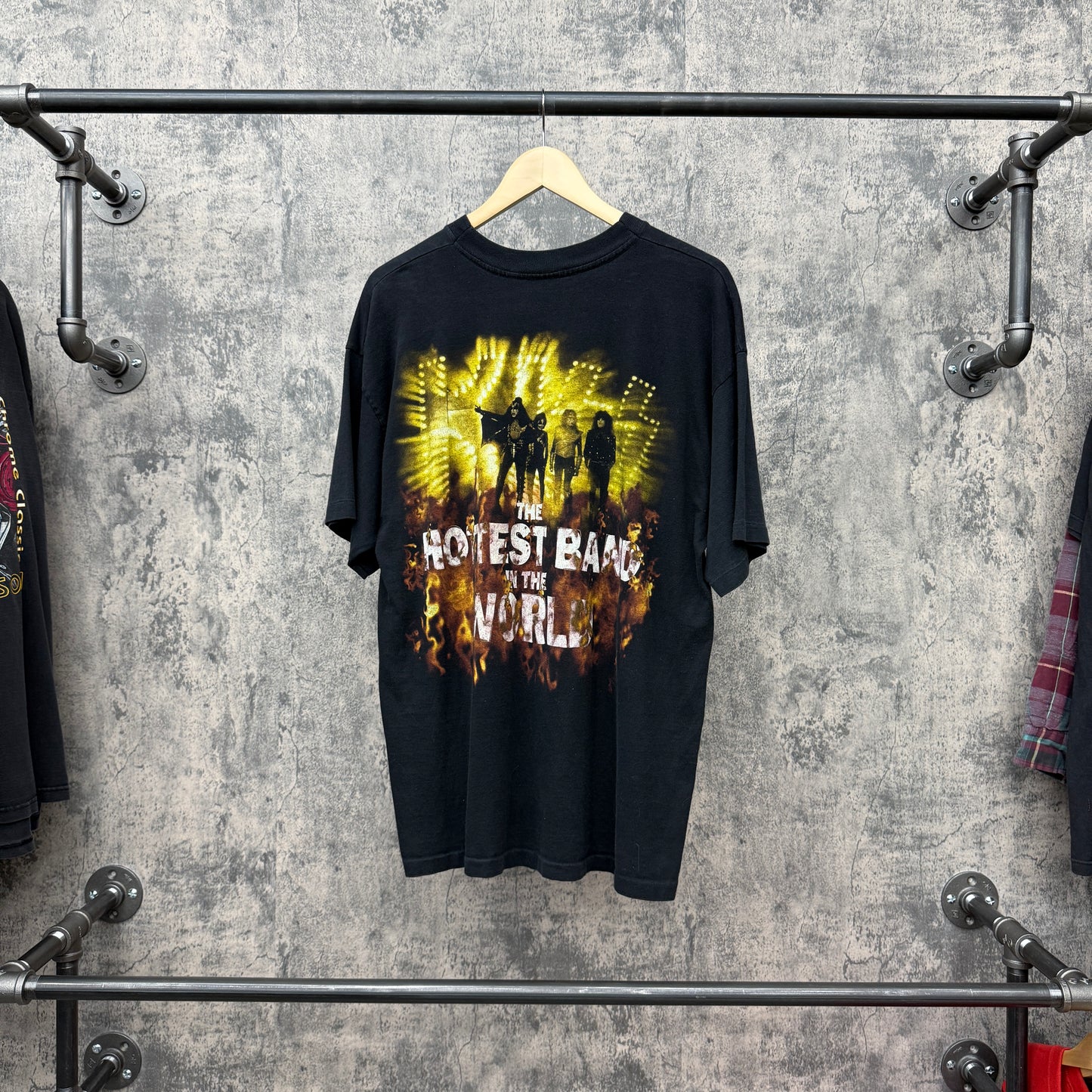 1997 Kiss Hottest Band in The World Tee SZ XL