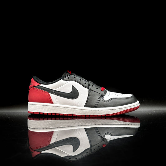 Jordan 1 Low Black Toe SZ 11 (DS)