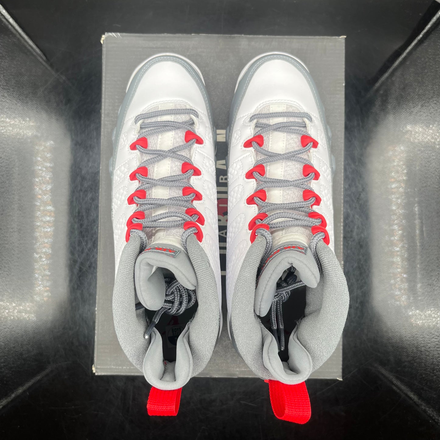 Jordan 9 Fire Red SZ 7Y (DS)