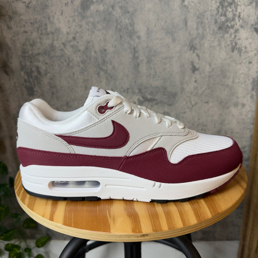 Nike Stranger Things Air Max Steve Harrington SZ 9 DS