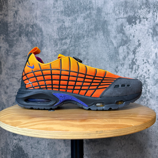 Air Max Kids of Immigrants SZ 9 (NEW)