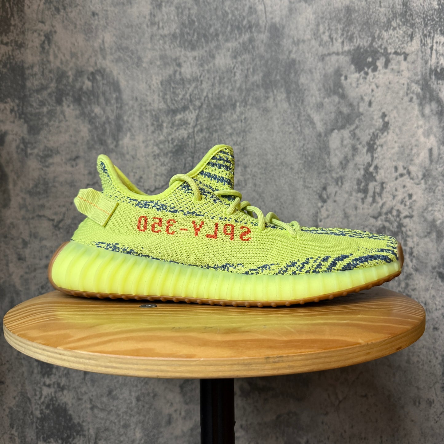 PRE-OWNED Yeezy 350 Semi Frozen SZ 10.5