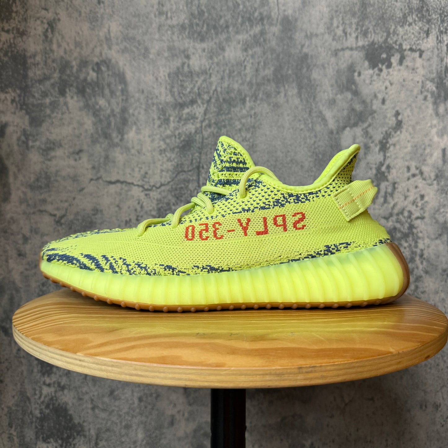 PRE-OWNED Yeezy 350 Semi Frozen SZ 10.5