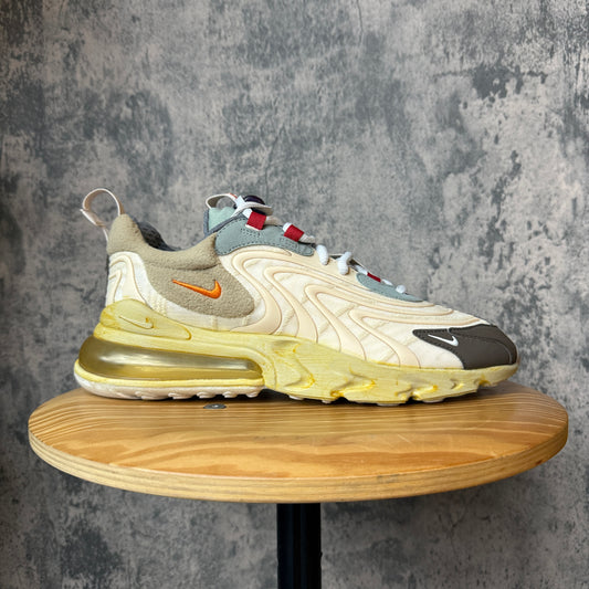 Air Max 270 Travis Scott SZ 9 (NEW)