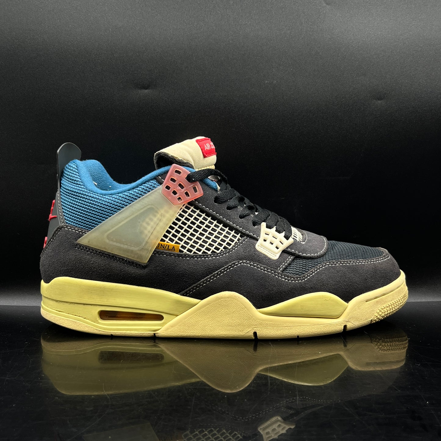 **(PRE-OWNED) Jordan 4 Union Off Noir SZ 12