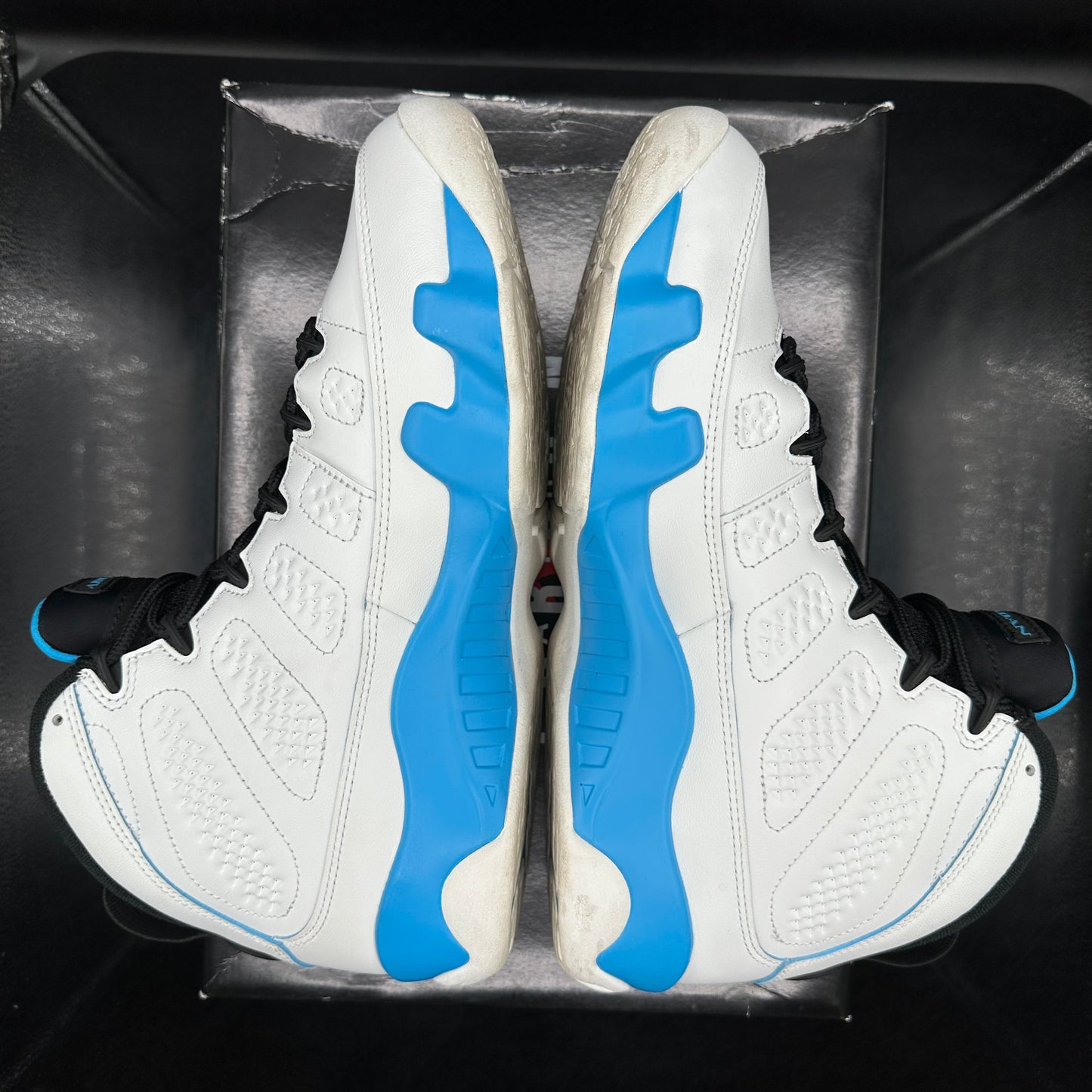 PRE-OWNED Jordan 9 Powder Blue SZ 10