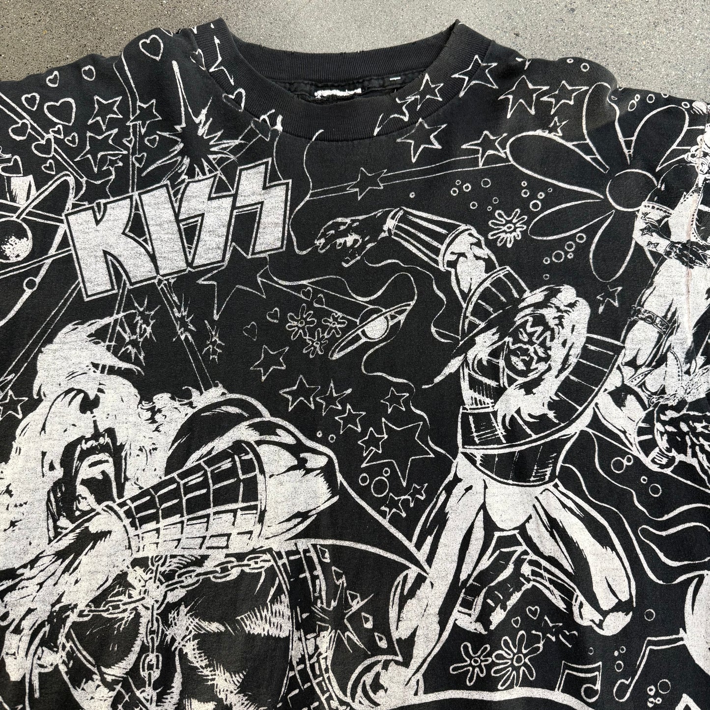 Vintage Kiss AOP Tee SZ XL