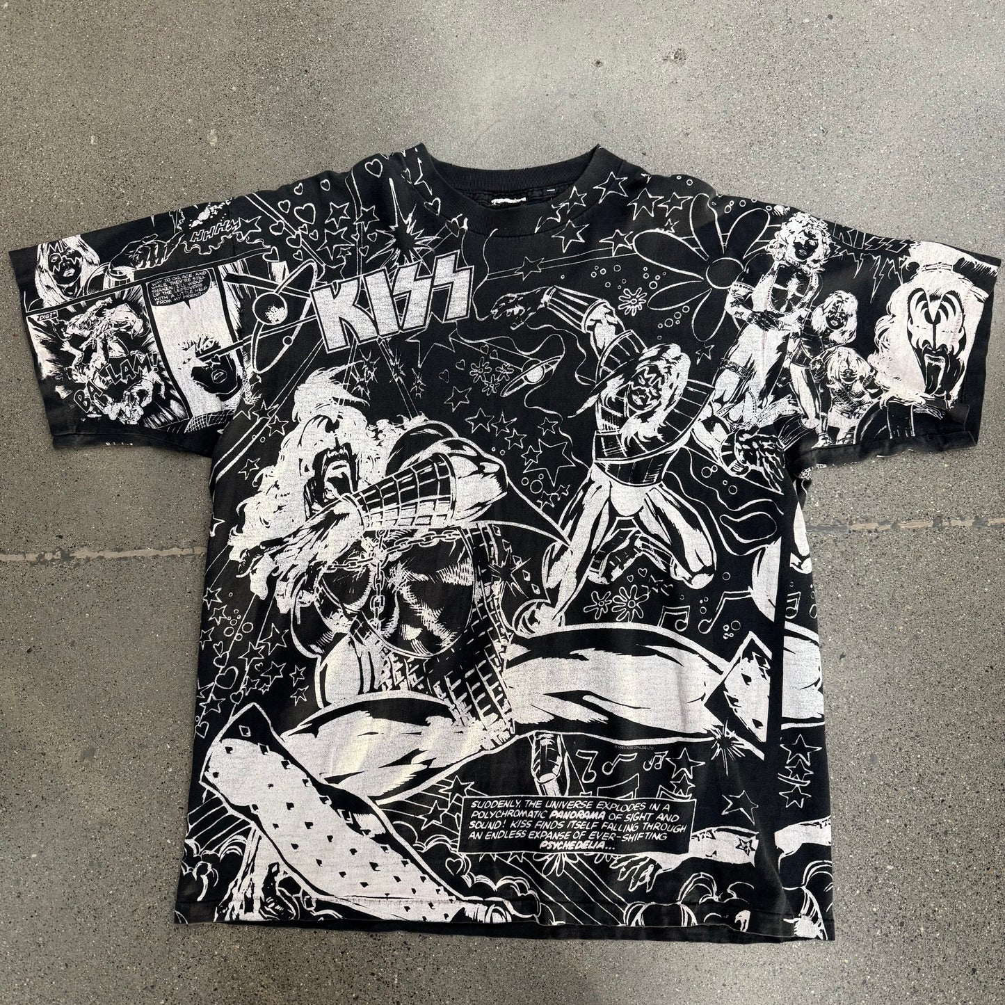 Vintage Kiss AOP Tee SZ XL