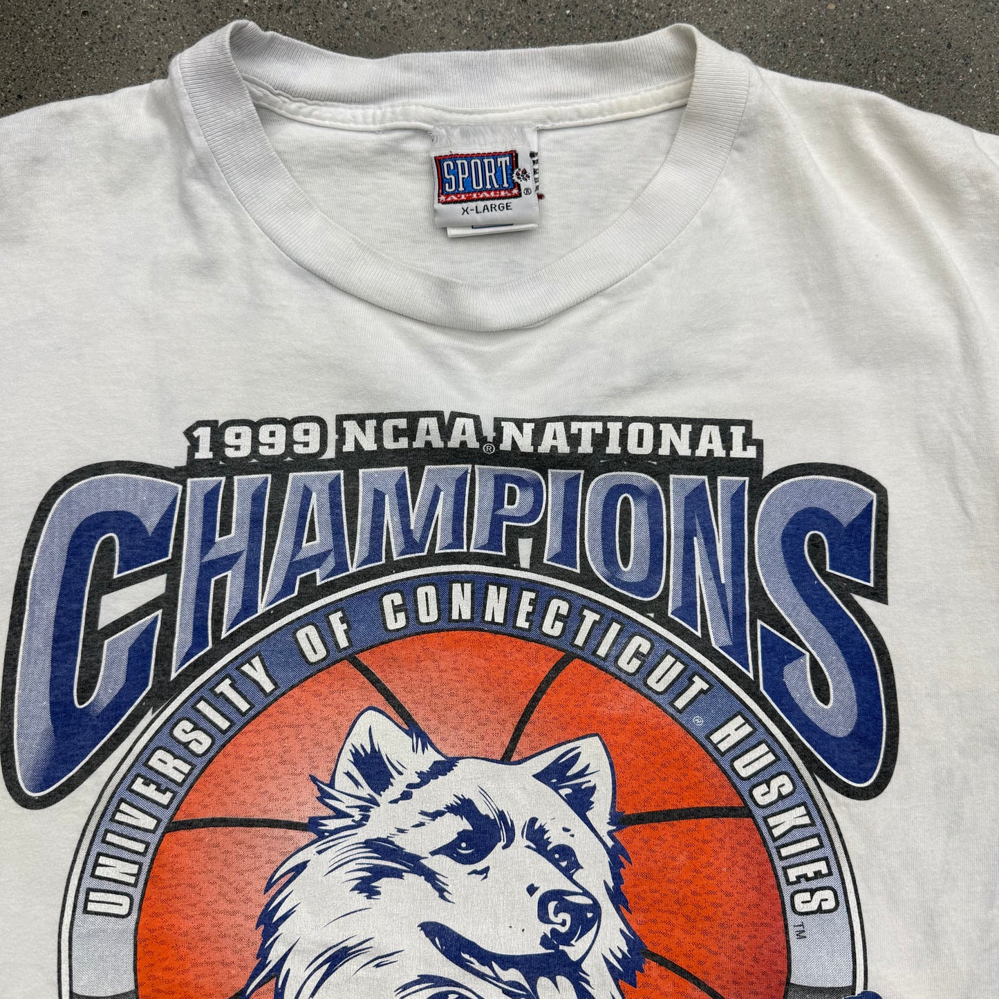 1999 NCAA National Champs UCONN SZ XL