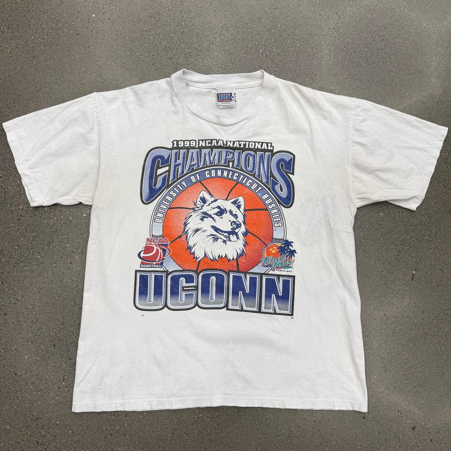 1999 NCAA National Champs UCONN SZ XL