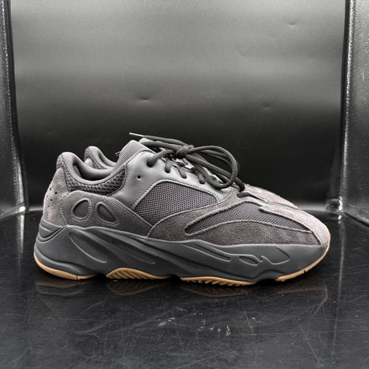 PRE-OWNED Yeezy 700 Utility Black SZ 13