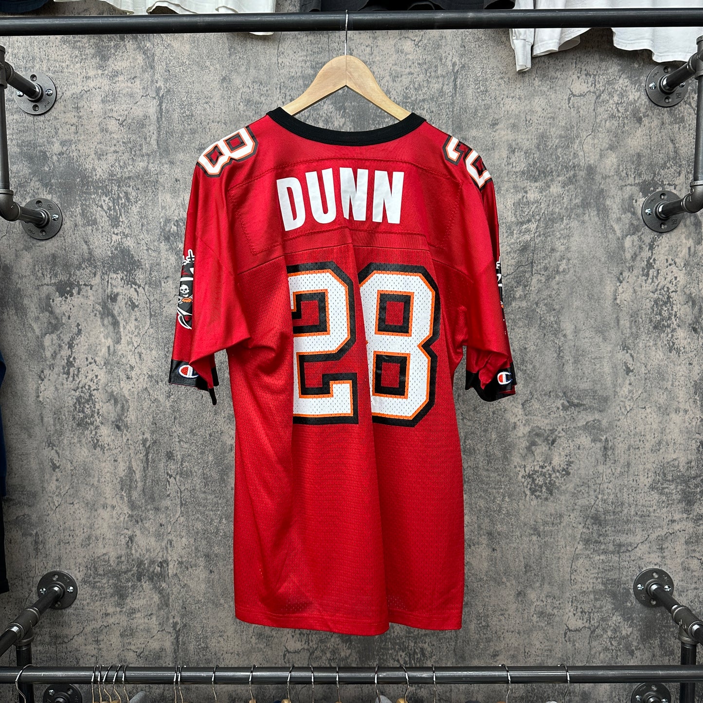 Warrick Dunn #28 Bucs Red Champion SZ S