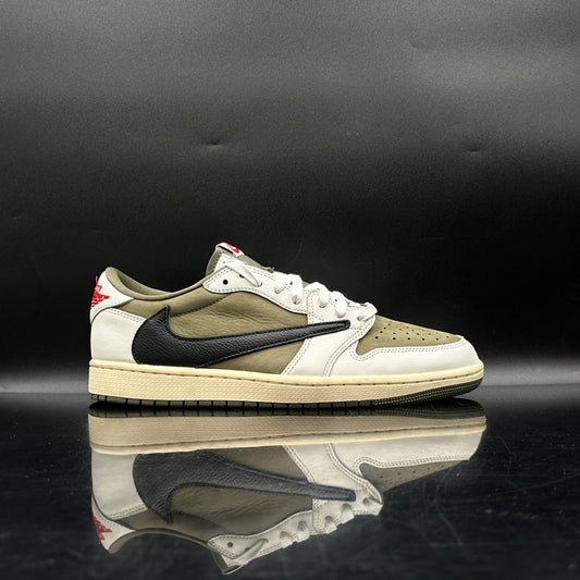 (PRE-OWNED) Travis Scott Medium Olive SZ 10