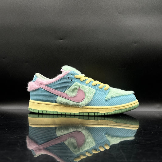 (PRE-OWNED) Nike SB Dunk Low Verdy Visty SZ 9