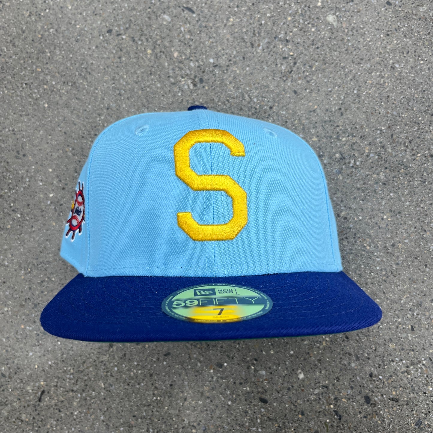 Seattle Pilot Blue Fitted SZ 7