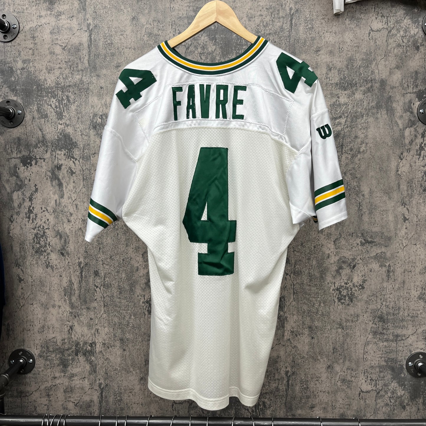 Brett Favre #4 White Packers Jersey SZ M