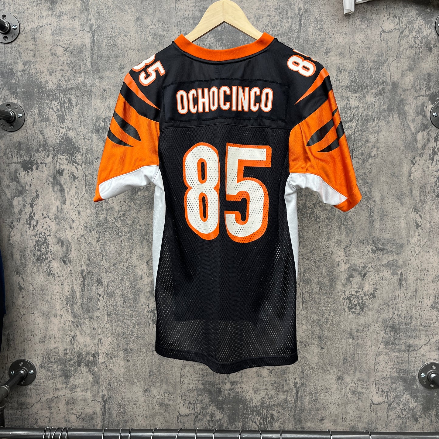 Chad OchoCinco Bengals Jersey Black SZ L Youth
