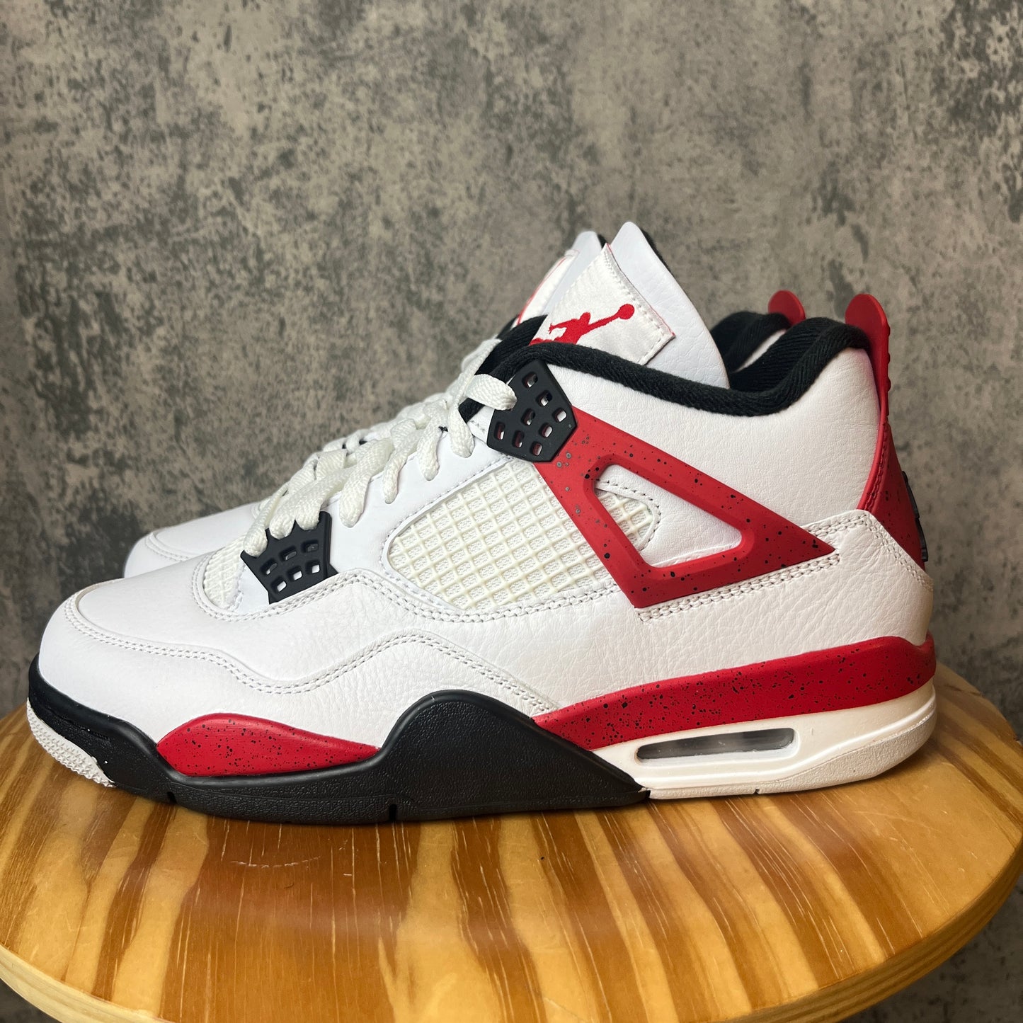 Jordan 4 Red Cement SZ 8.5 (DS)