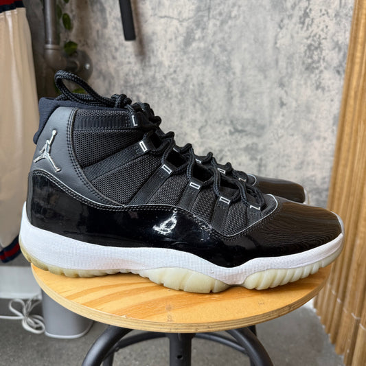 *PRE-OWNED Jordan 11 Jubilee SZ 12